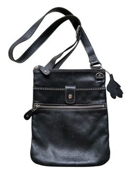 Roots Black Leather Crossbody Bag Made in Canada 🇨🇦